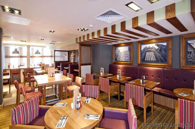 Premier Inn Edinburgh Princes Street Kültér fotó