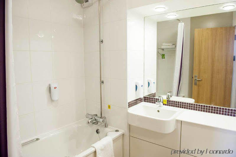 Premier Inn Edinburgh Princes Street Kültér fotó